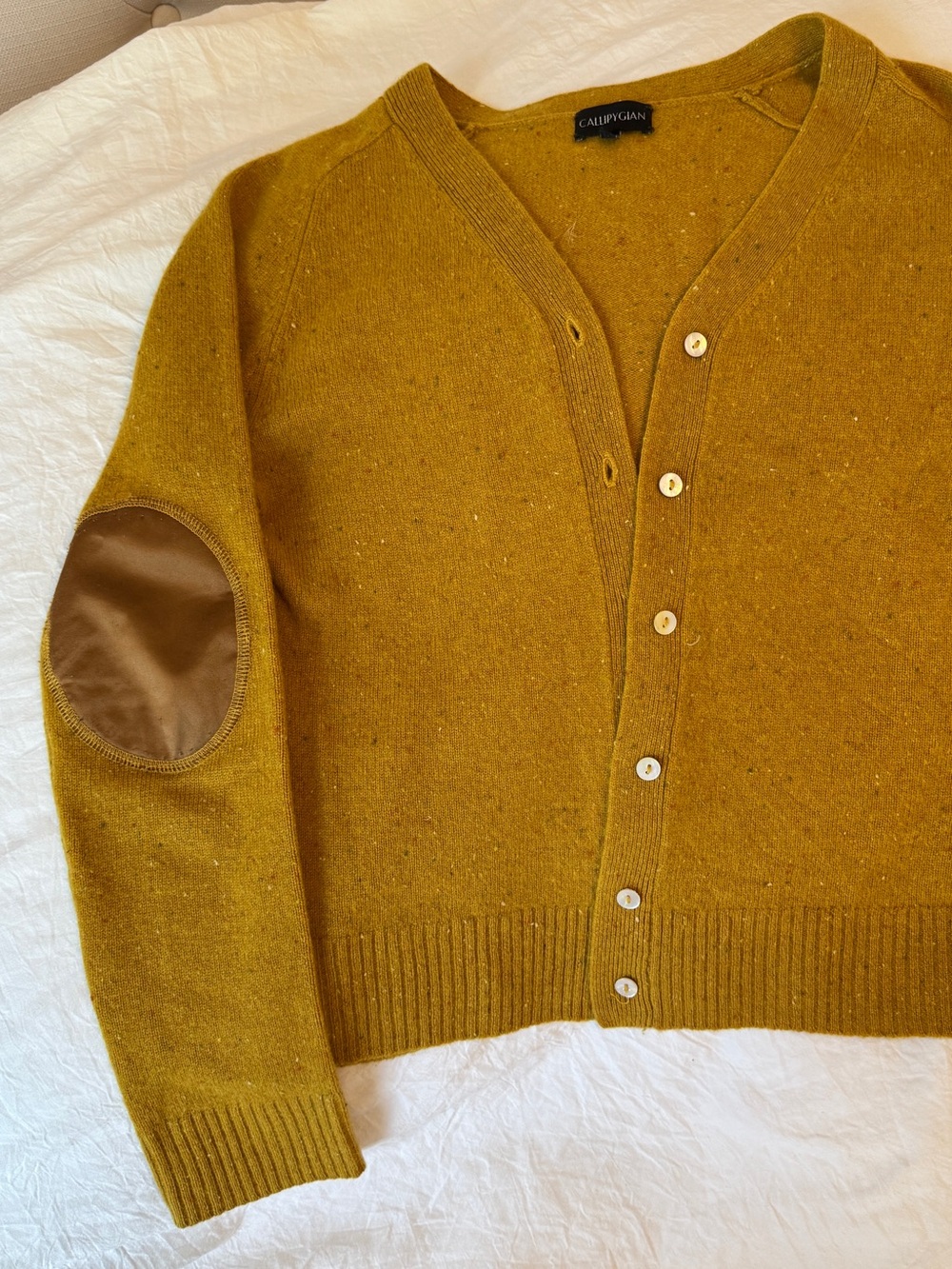 Callipigian 100% Cashmere, Silk Elbow Patch, Librarian-core Cardigan Sweater XS